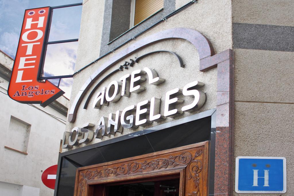 Hotel Los Angeles Figueres  Exterior photo